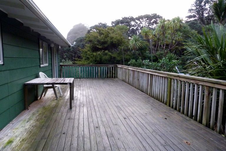 Photo of property in 11 Karekare Road, Karekare, New Lynn, 0772