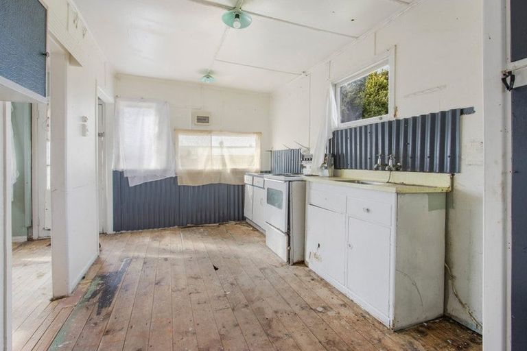 Photo of property in 126 Hampton Road, Whangamata, 3620