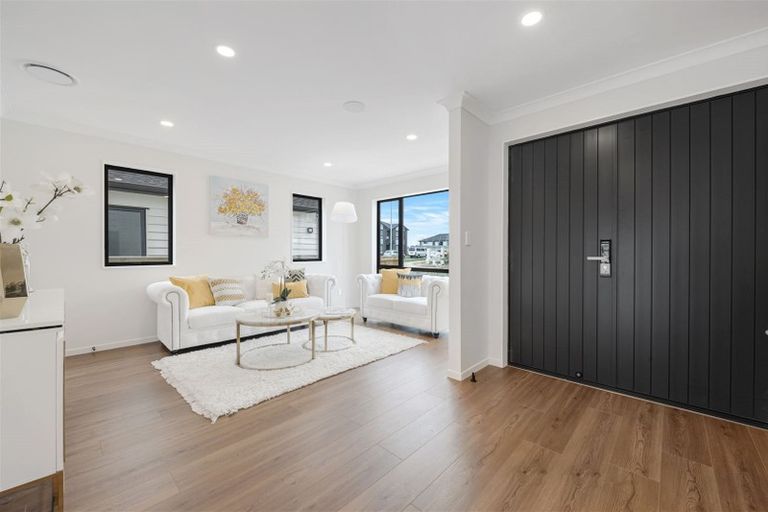 Photo of property in 3 Tiro Street, Flat Bush, Auckland, 2019