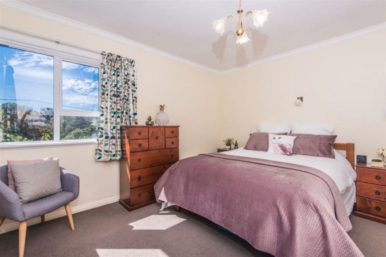 Photo of property in 49 Tarawera Road, Johnsonville, Wellington, 6037
