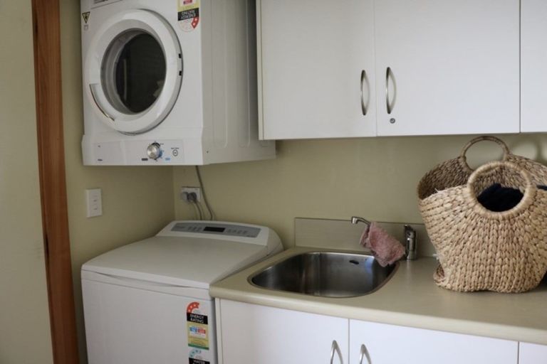 Photo of property in 6a Totara Street, Kaka Point, Balclutha, 9271