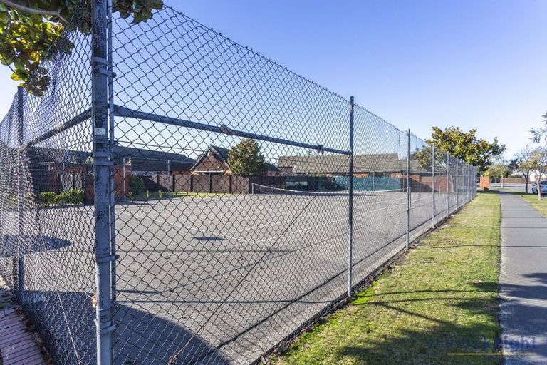 Photo of property in 16/415 Mairehau Road, Parklands, Christchurch, 8083