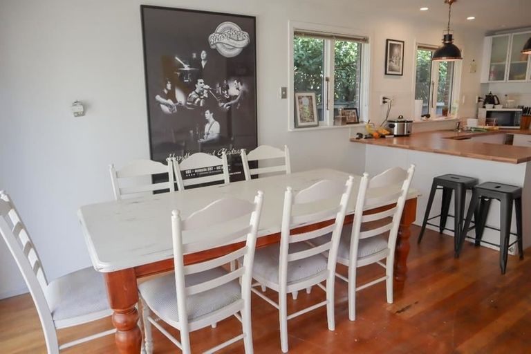 Photo of property in 12 Manor Place, Bryndwr, Christchurch, 8053