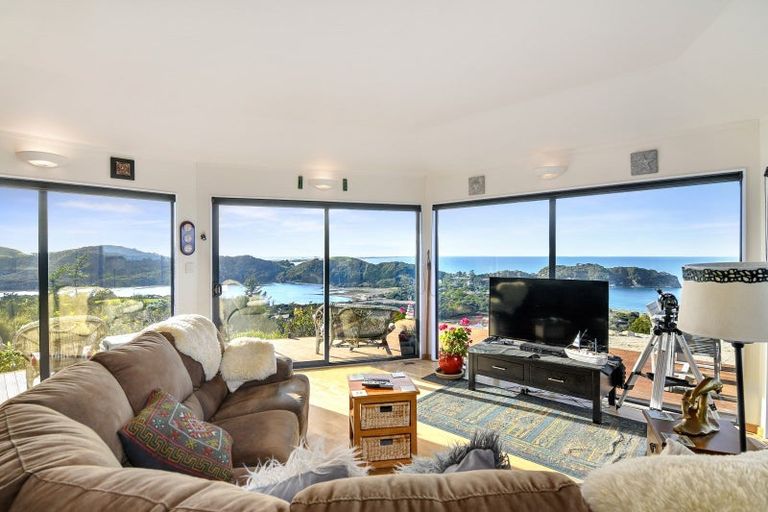 Photo of property in 51 Wharariki Road, Puponga, Collingwood, 7073