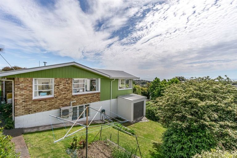 Photo of property in 1 Elizabeth Place, Mairangi Bay, Auckland, 0630