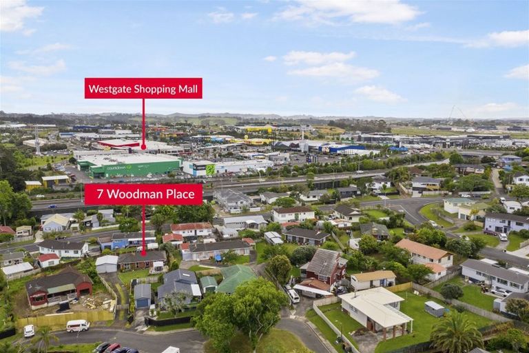 Photo of property in 7 Woodman Place, West Harbour, Auckland, 0618