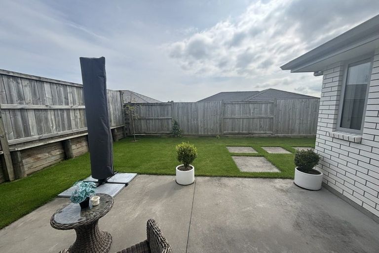 Photo of property in 2/12 Bostonkip Crescent, Fitzroy, Hamilton, 3282