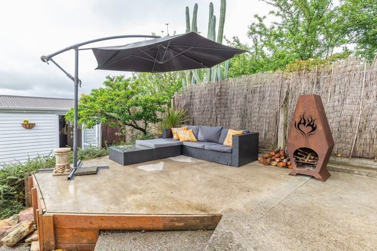 Photo of property in 32a Kennedy Drive, Levin, 5510