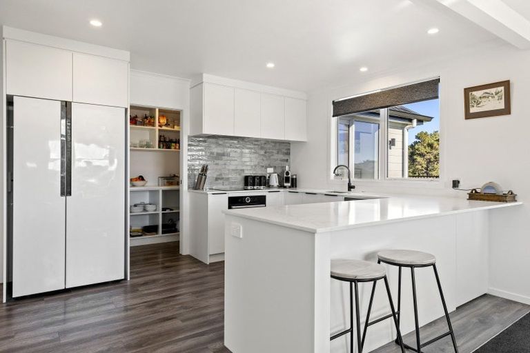 Photo of property in 40 Maru Terrace, Wharewaka, Taupo, 3330