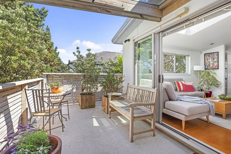 Photo of property in 398a Broadway, Miramar, Wellington, 6022