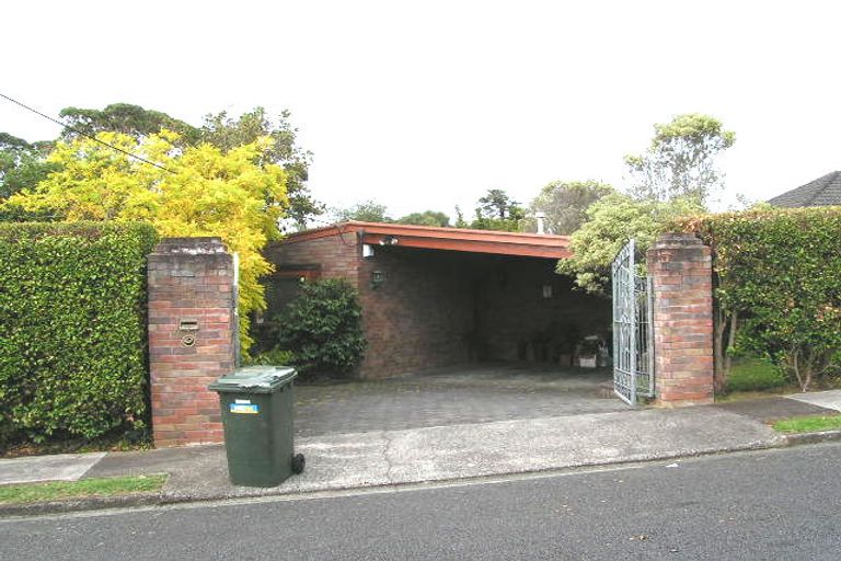 Photo of property in 2/43 Walter Street, Hauraki, Auckland, 0622