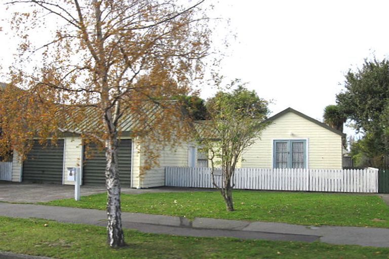 Photo of property in 1/12 Primrose Street, Northcote, Christchurch, 8052