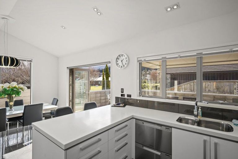 Photo of property in 4 Rutherford Crescent, Hanmer Springs, 7334