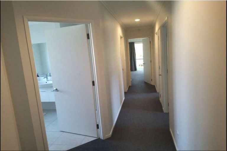 Photo of property in 23 Country Palms Drive, Halswell, Christchurch, 8025