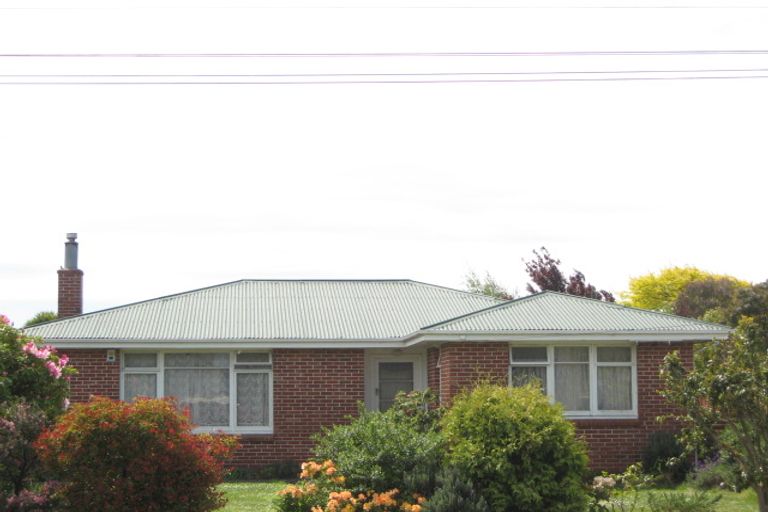 Photo of property in 73 Daniels Road, Redwood, Christchurch, 8051