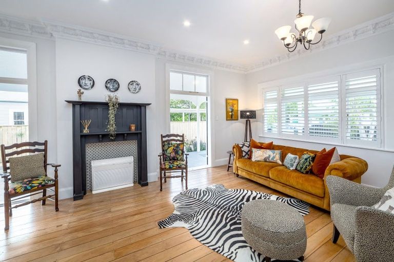 Photo of property in 95 Fox Street, Featherston, 5710