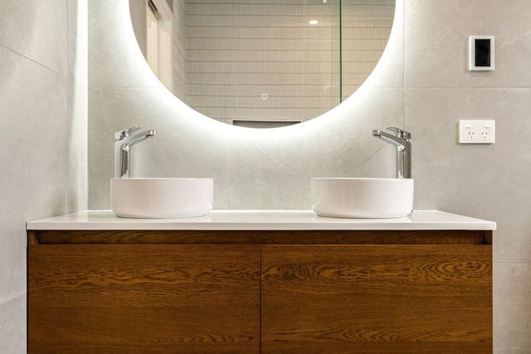 Photo of property in 21 Porokaiwhiri Street, Crofton Downs, Wellington, 6035