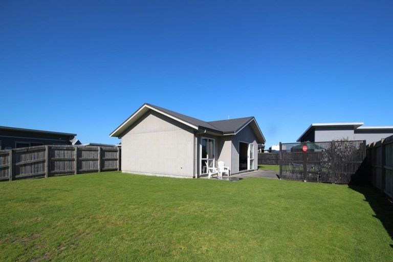 Photo of property in 116 Rangiora Crescent, Matarangi, Whitianga, 3592