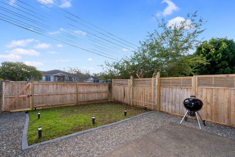Photo of property in 47/11 The Avenue, Albany, Auckland, 0632