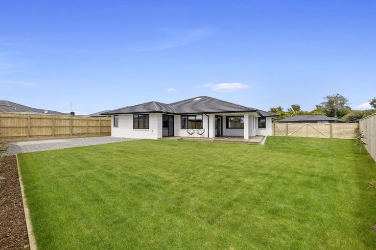 Photo of property in 8 Kararaina Close, Whalers Gate, New Plymouth, 4310