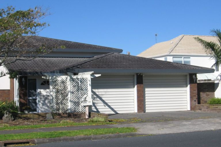 Photo of property in 110 Wiseley Road, West Harbour, Auckland, 0618