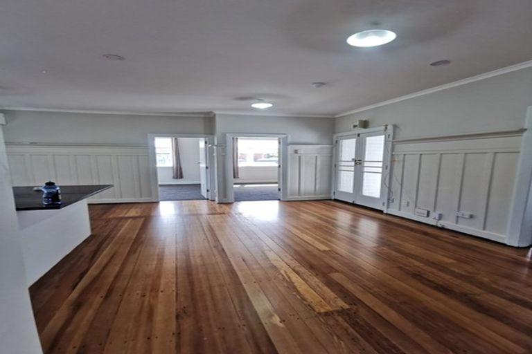 Photo of property in 9a Craven Street, Sockburn, Christchurch, 8042