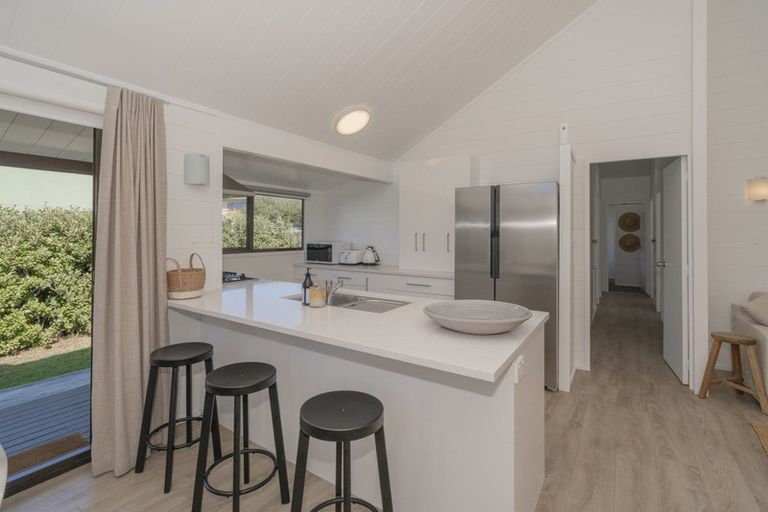 Photo of property in 1 Mccormick Place, Pauanui, Hikuai, 3579