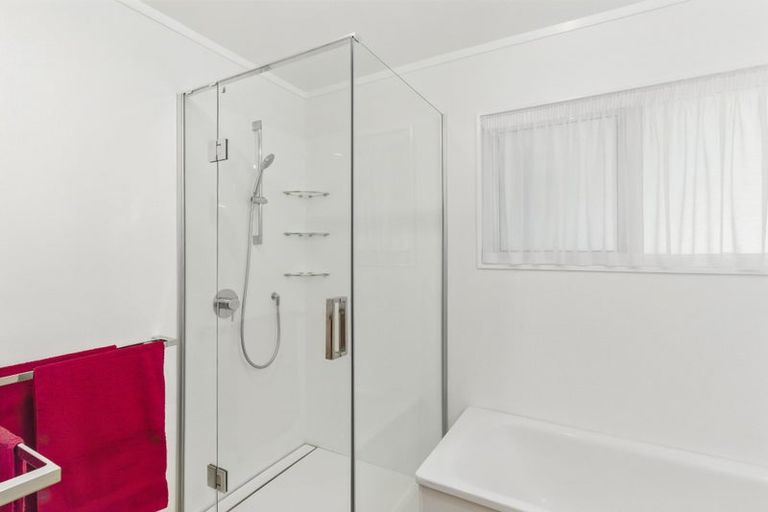 Photo of property in 2 Gabriel Street, Raumati Beach, Paraparaumu, 5032