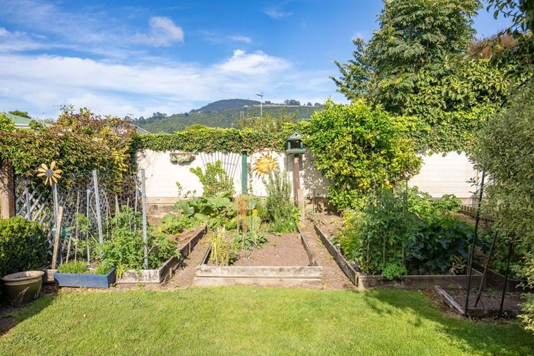 Photo of property in 60 Kawaha Point Road, Kawaha Point, Rotorua, 3010