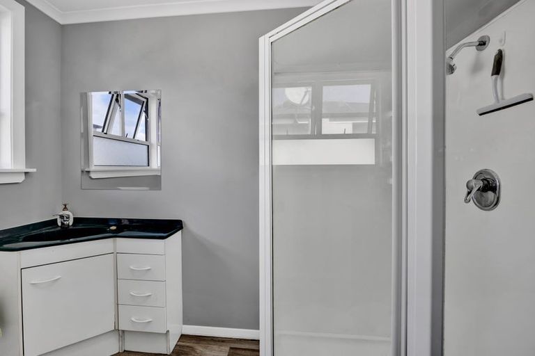 Photo of property in 48 Campbell Street, Hawera, 4610