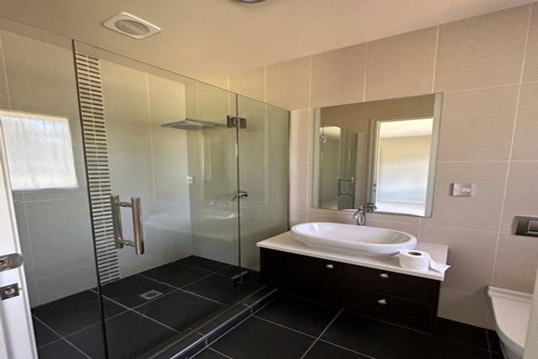 Photo of property in 11 Whiteways Drive, Dairy Flat, Albany, 0792