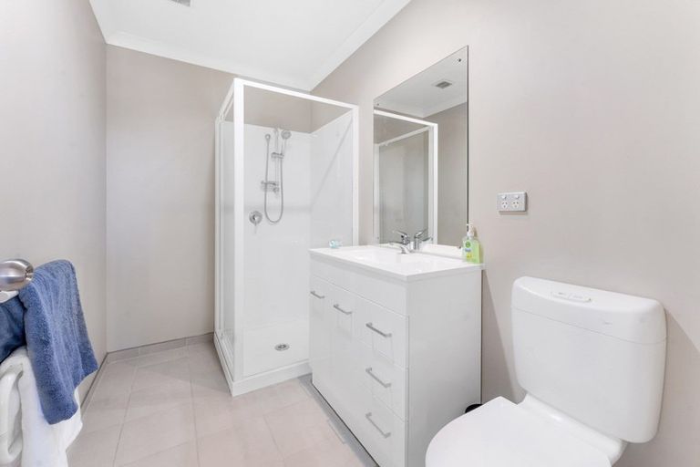 Photo of property in 18 Raphoe Road, Flat Bush, Auckland, 2019