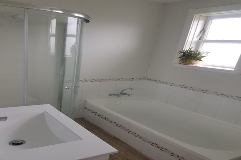 Photo of property in 11 Matene Place, Otaki, 5512