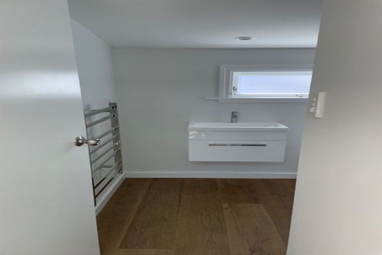 Photo of property in 2 Glenbervie Terrace, Thorndon, Wellington, 6011