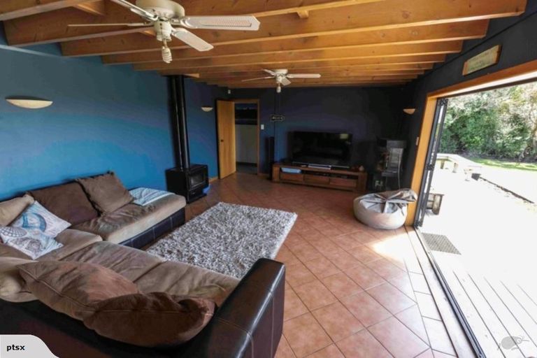 Photo of property in 37 Greenock Drive, Manukau Heads, Waiuku, 2684