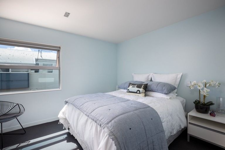 Photo of property in 21b Hobson Street, New Plymouth, 4312