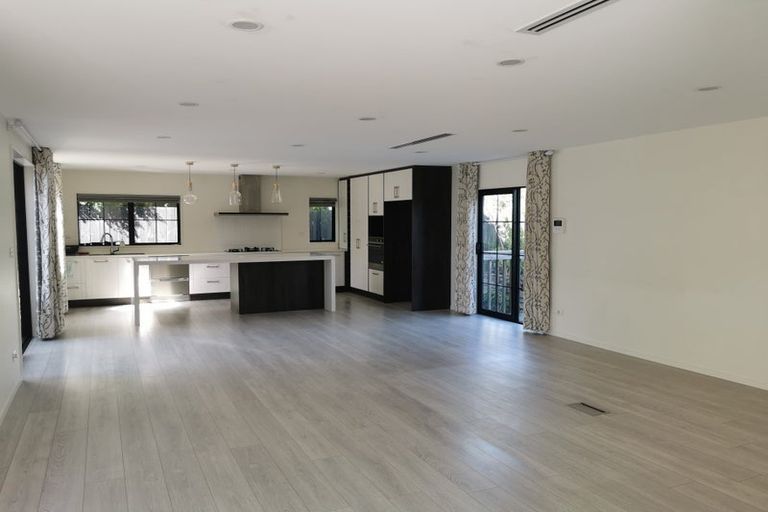 Photo of property in 56b Karaka Street, Takapuna, Auckland, 0622