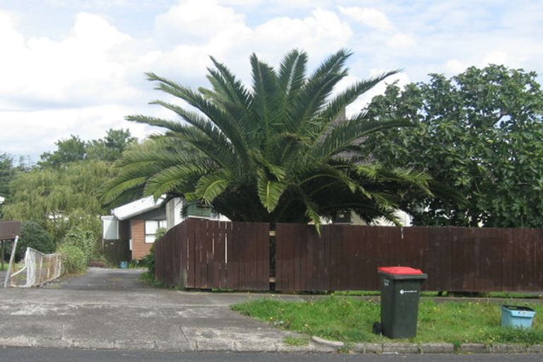 Photo of property in 32 Roseman Avenue, Mount Roskill, Auckland, 1041