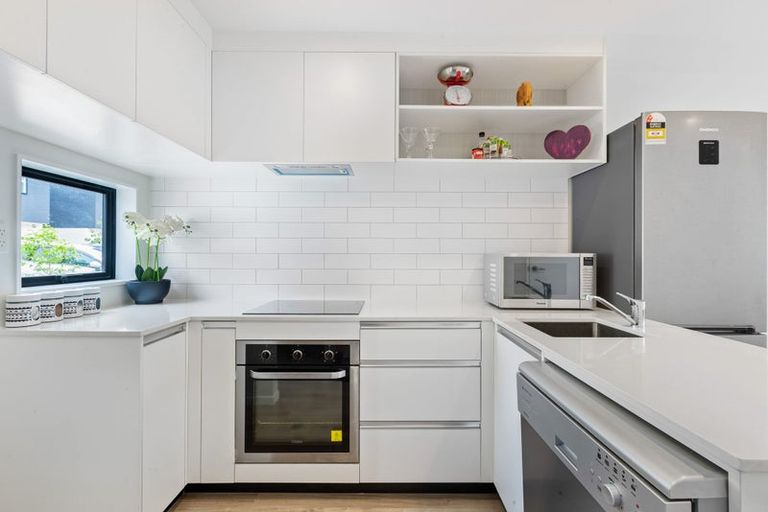 Photo of property in 3 Ivy Nola Way, Henderson, Auckland, 0612