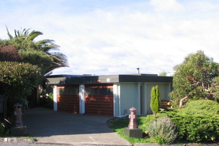 Photo of property in 62 Gurney Road, Kelson, Lower Hutt, 5010