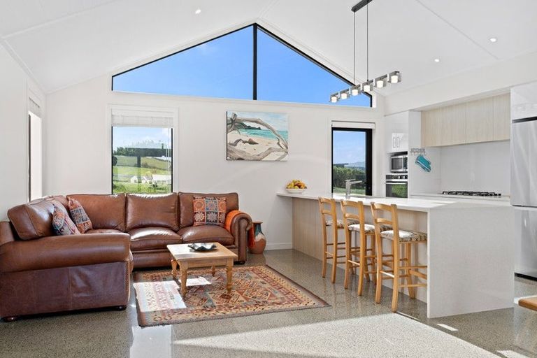 Photo of property in 29 Daniel Parade, Mangawhai, 0975