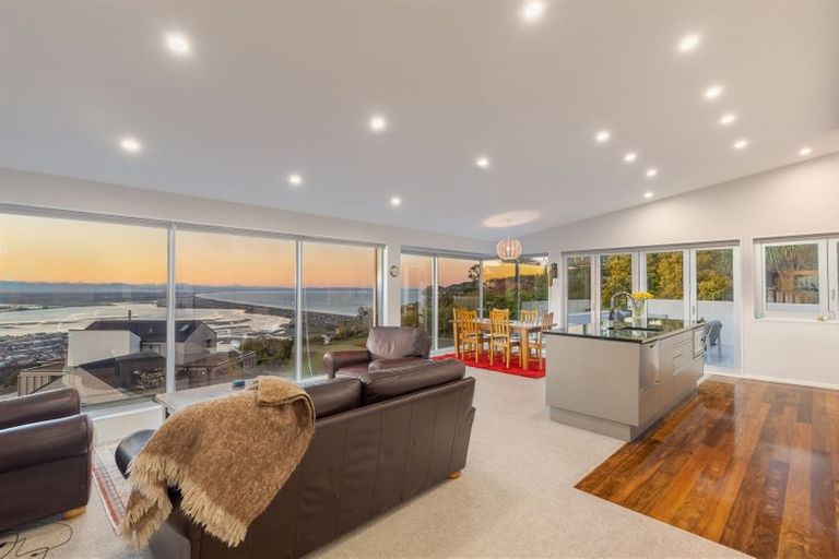 Photo of property in 7 Starwood Lane, Clifton, Christchurch, 8081