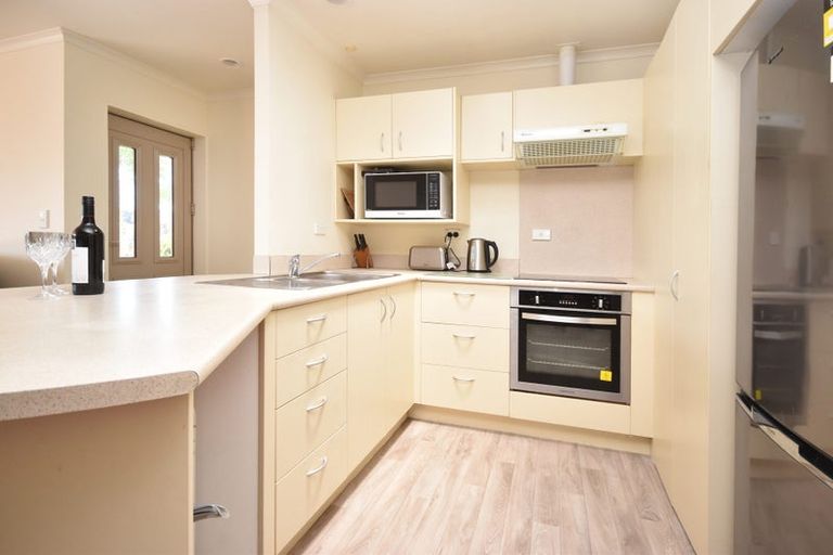 Photo of property in 50 Elan Place, Stanmore Bay, Whangaparaoa, 0932