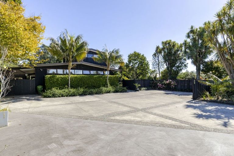 Photo of property in 27 Maranui Street, Welbourn, New Plymouth, 4310