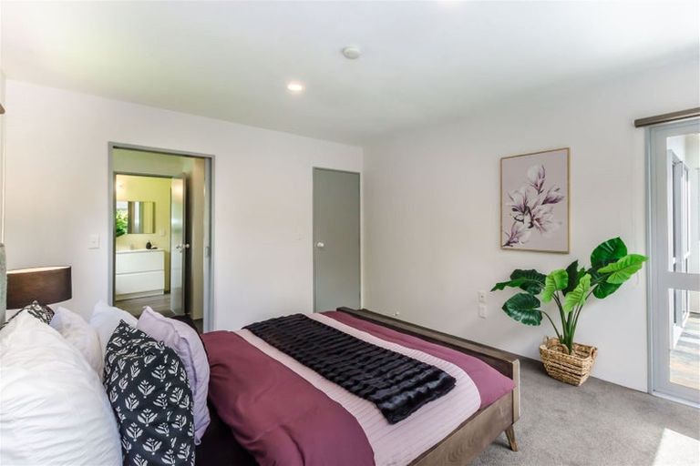 Photo of property in 81 Huia Street, Waikanae, 5036