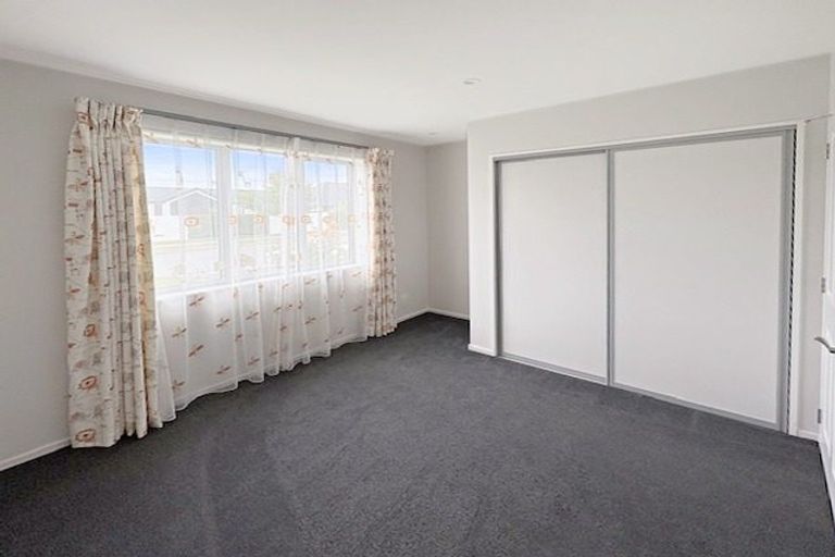 Photo of property in 7 Lewis Close, Rangiora, 7400