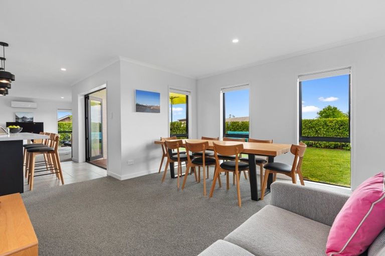 Photo of property in 2 Shea Lane, Pyes Pa, Tauranga, 3112