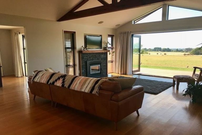 Photo of property in 235 Douds Road, Sefton, Rangiora, 7477