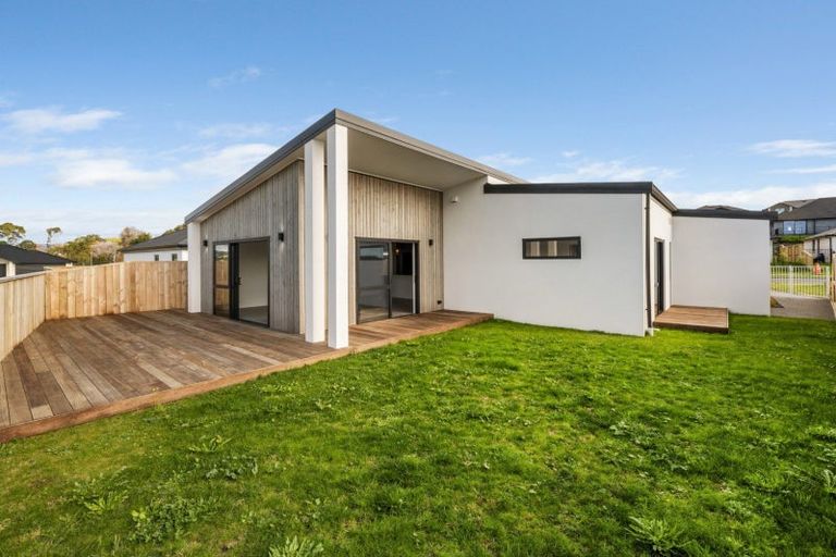 Photo of property in 6 Snapper Crescent, Omokoroa, 3114