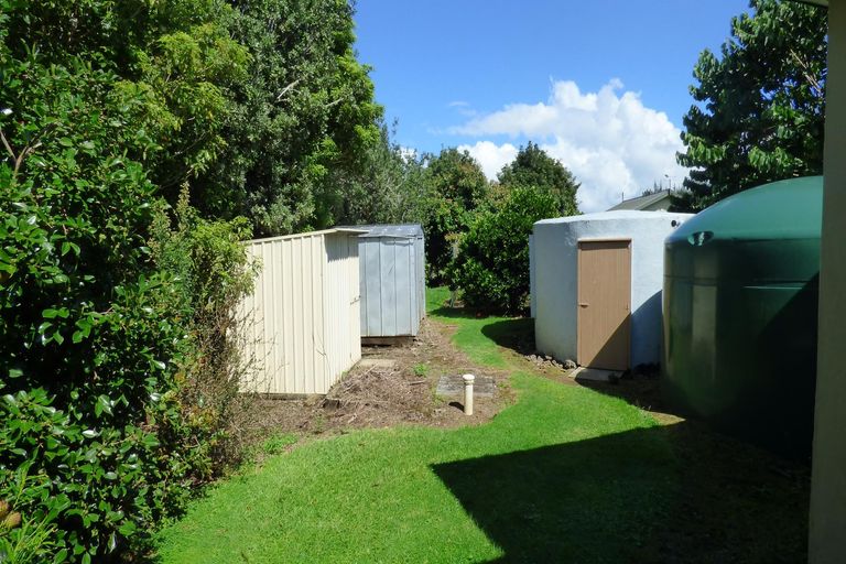 Photo of property in 19 Davis Strongman Place, Kerikeri, 0293